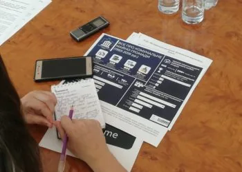 публічна дискусія матеріали про комунальне майно