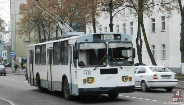 Тролейбус №9 Луцьк ЛПЕ