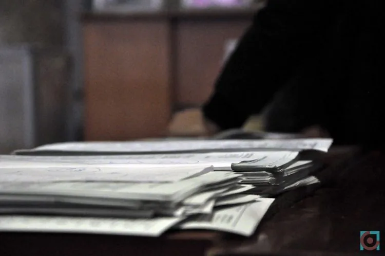 голосування вибори місцеві вибори бюлетені