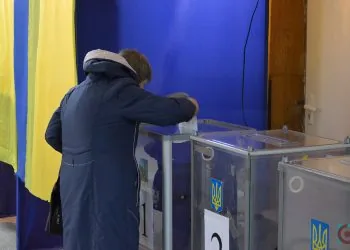 голосування виборча дільниця місцеві вибори