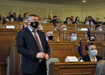 Володимир Бондар