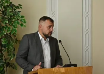 Служба місцевих автомобільних доріг у Волинській області Ігор Свиридов суд премія