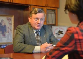 Директор Волинської філармонії Сергій Єфіменко суд штраф дружина