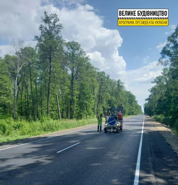 Ремонт дороги до Шацьких озер ПБС Ігор Палиця Олександр Шевченко