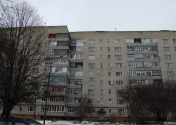 Дах будинку на вулиці Домни Гордіюк відремонтує чоловік чиновниці Луцької міськради