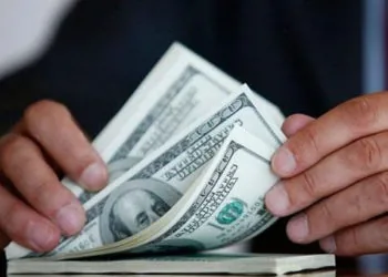 Гроші, хабар, долари