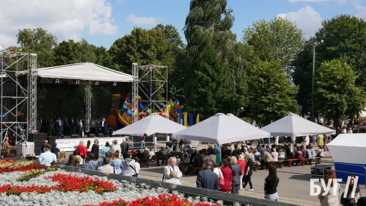 На святкування Дня міста у Нововолинську витратили понад 450 тися гривень