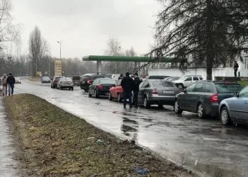 Заправки на час війни