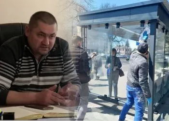 Миття зупинок у Луцьку