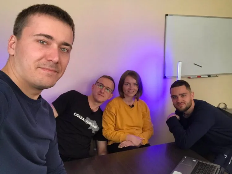 Команда Воєнної шпальти