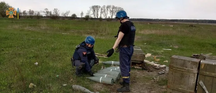 розміновування