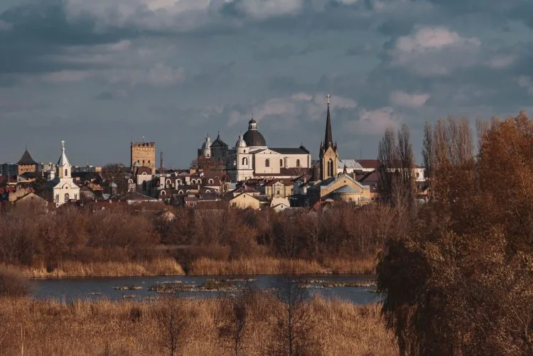 вигляд на старе місто Луцьк