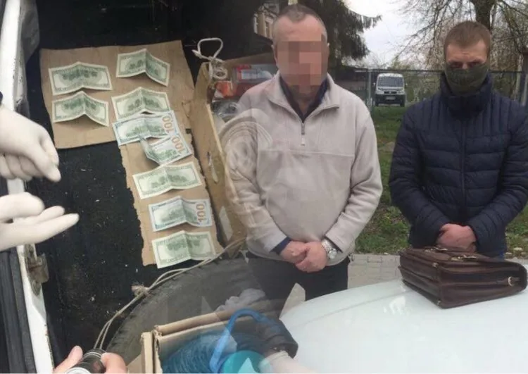 Адвокат Омелянюк