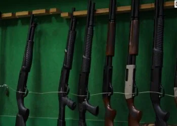 зброя магазині зброї