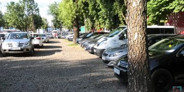 автомобілі луцький авторинок