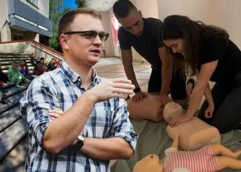 Антон Євтушок головна