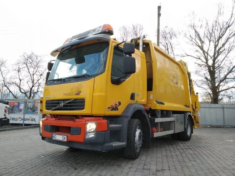 Сміттєвоз Вольво