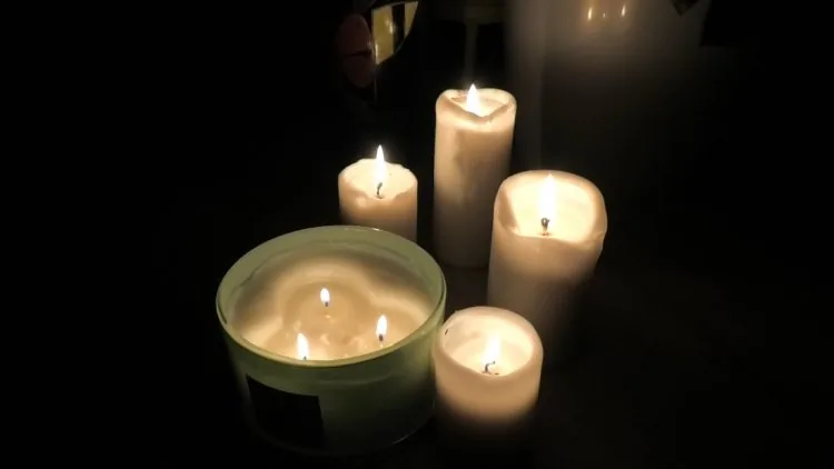 свічки блекаут темрява