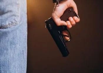 Незаконна зброя