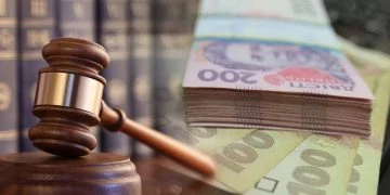 гроші борг суд молоток