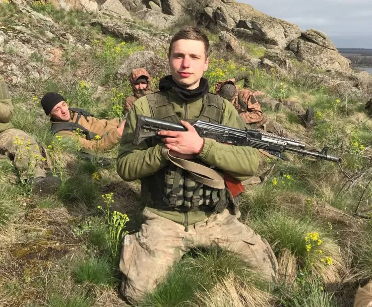 оборонець Маріуполя військовий Юрій Аракєлов