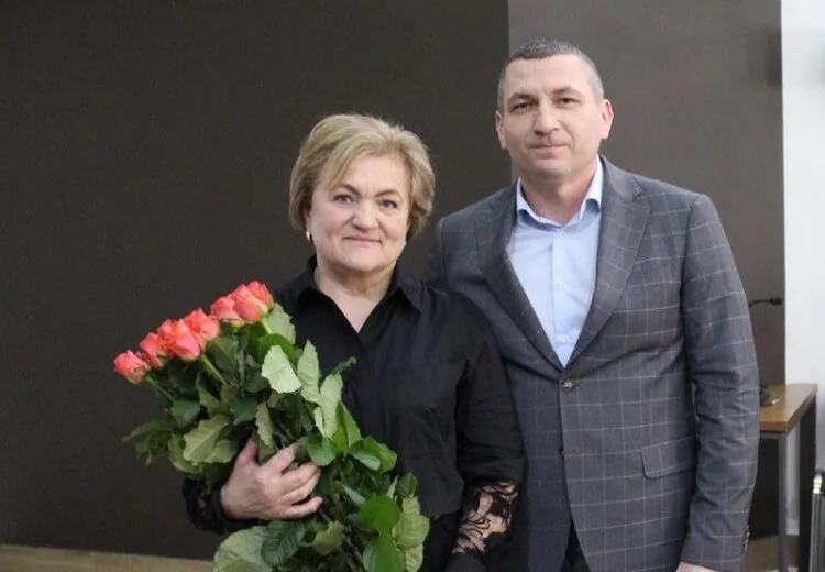 Валентина Кирилюк щомісяця пожиттєво отримуватиме близько 100 тисяч гривень з бюджету.