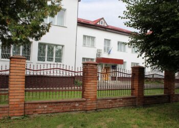 У Нововолинську суд оштрафував директорів двох комунальних закладів за конфлікт інтересів. Фото – Нововолинський міський суд.