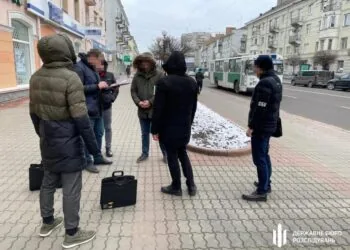 Луцький міськрайонний суд виніс вирок двом посадовцям Держекоінспекції у Волинській області за хабар
