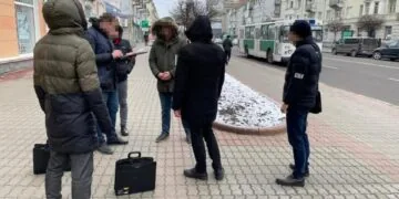 Луцький міськрайонний суд виніс вирок двом посадовцям Держекоінспекції у Волинській області за хабар