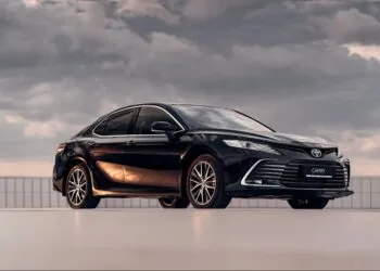 Тойота Кемрі