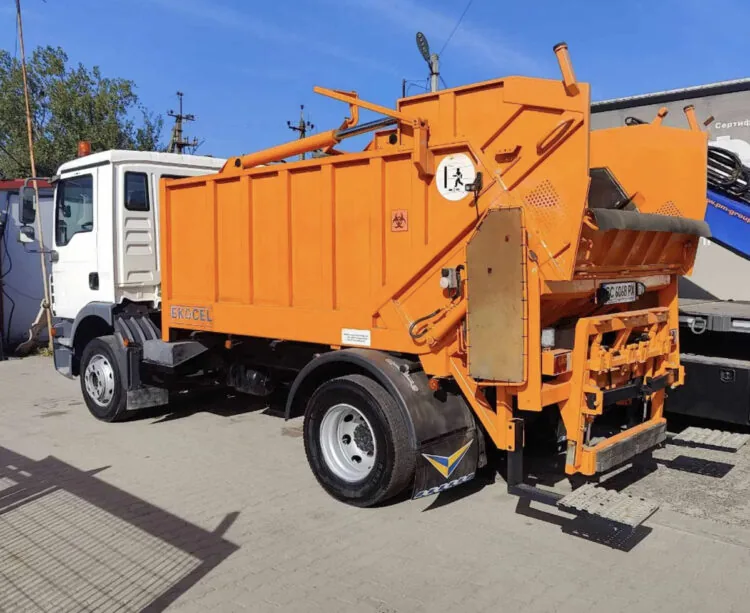 Сміттєвоз Man TGM