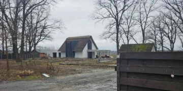 Будівництво на території колишнього лісомисливського господарства «Звірівське».