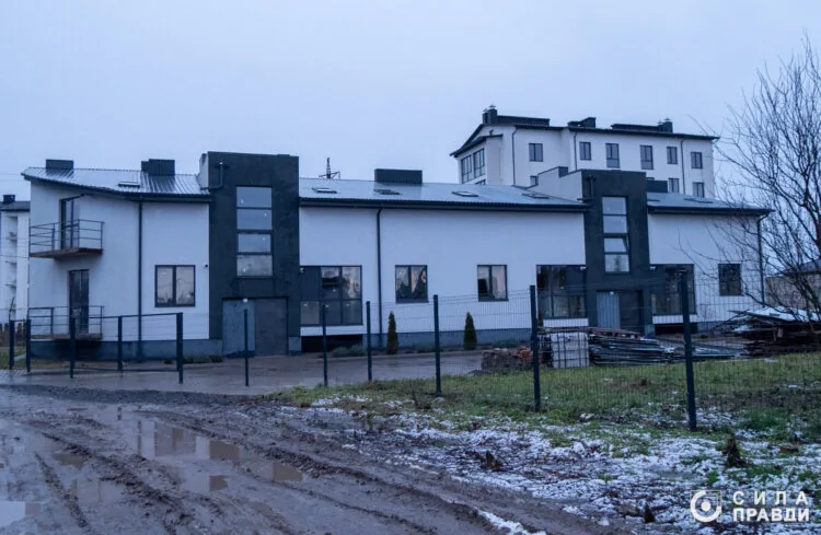 Новобудова у с Струмівка вулиця Подільська 2