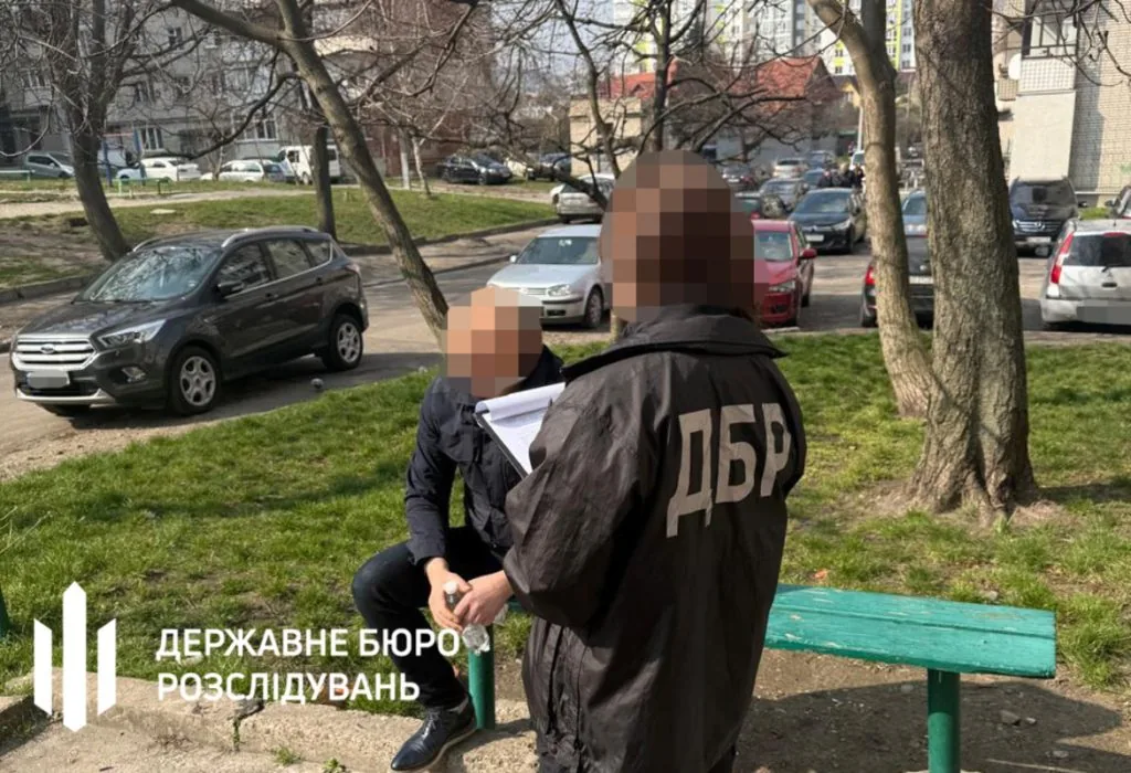 Посадовець Держохорони праці захотів 5 тисяч доларів хабаря і попався ДБР (не розслідував загибель неповнолітнього унаслідок пожежі)