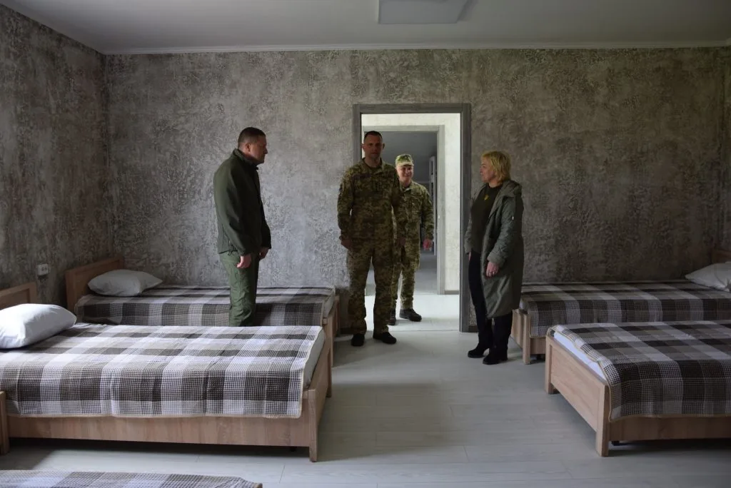 Модернізація комунікацій, будівель і території 6 Волинського прикордонного загону на північному кордоні.