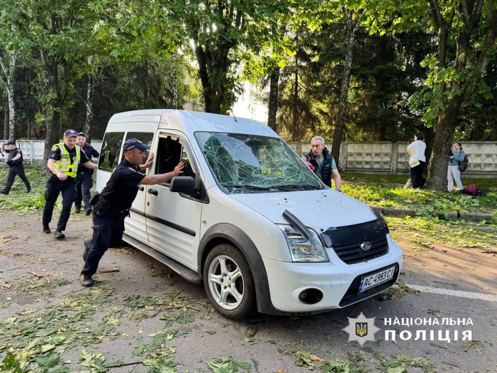 Наслідки російської атаки на Луцьк 6 червня 2025 року. Джерело: https://www.facebook.com/policevolyn