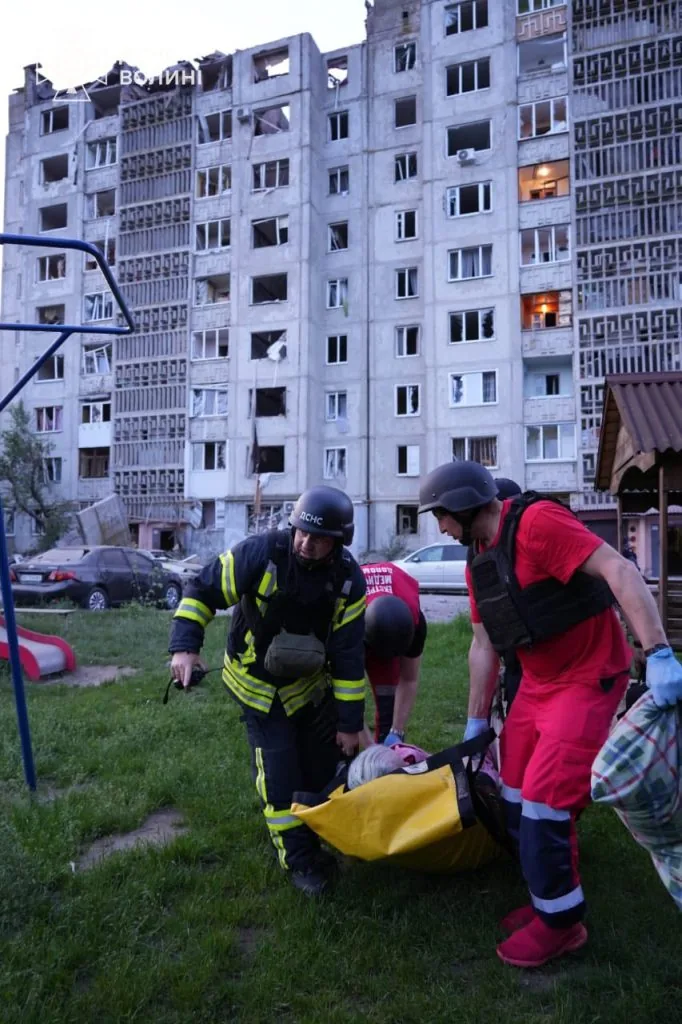 Наслідки російської атаки на Луцьк 6 червня 2025 року. Джерело: https://www.facebook.com/dsnsVol