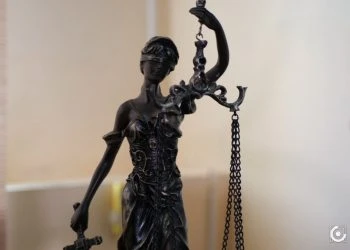 Суд, Феміда, правосуддя