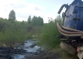 Злив нечистот, асенізатор, цистерна, забруднення