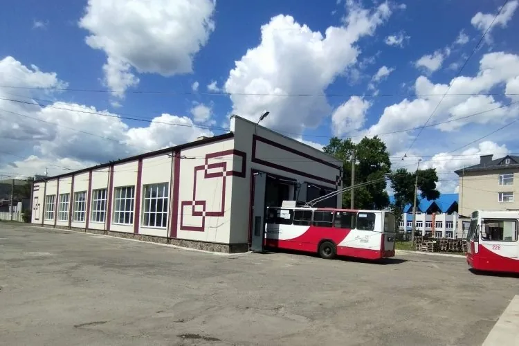 Луцьке підприємство електротранспорту відремонтувало будівлю мийки у 2024-2025 роках.