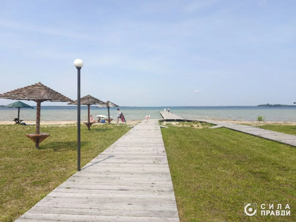 Центральний пляж Світязя