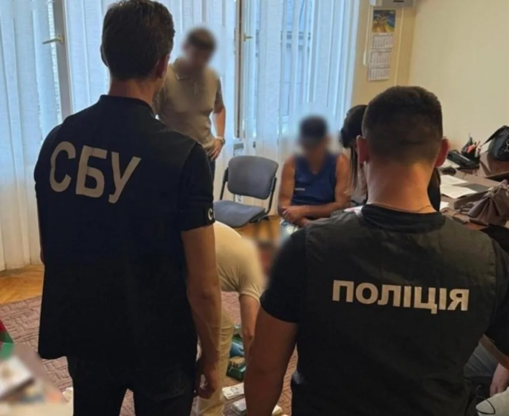 На Волині викрили керівництво офісу водних ресурсів, яке шахраювало з преміями підлеглих