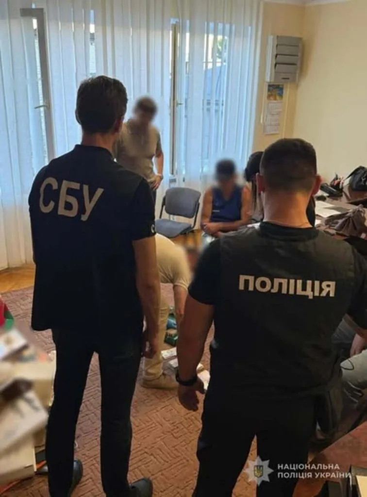 Викрили групу посадовців-хабарників офісу водних ресурсів. 6.08.2025