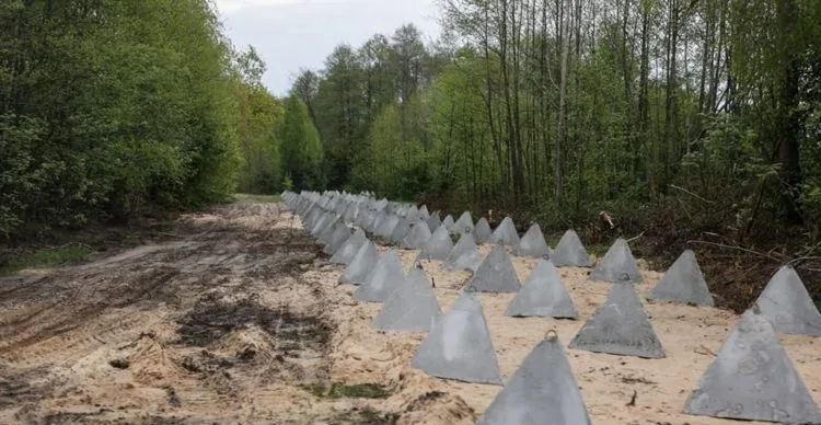 На Волині триває будівництво фортифікаційних споруд уздовж українсько-білоруського кордону.