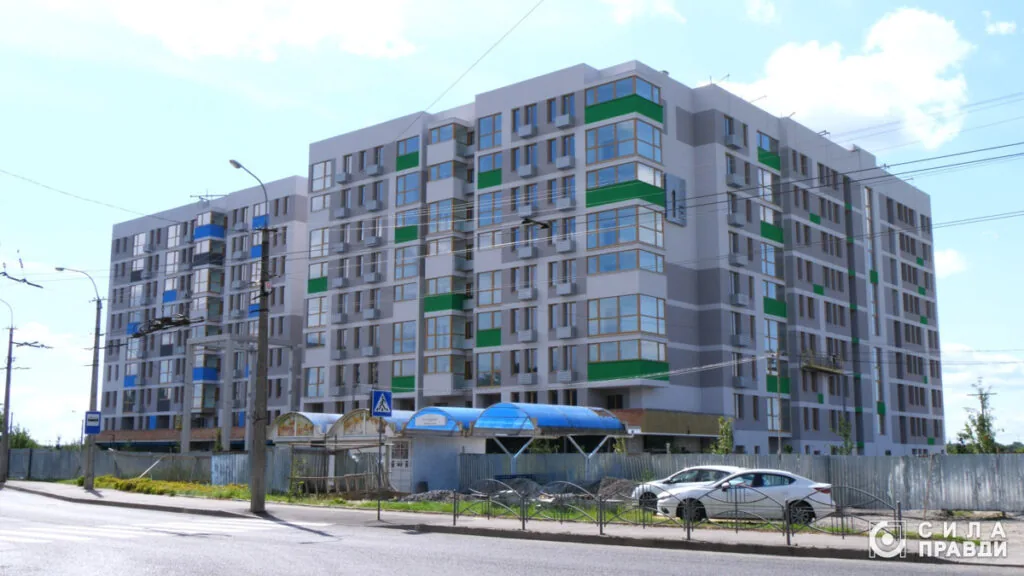 Перші дві багатоповерхівки житлового комплексу «Литовський квартал» поблизу мікрорайону ЛПЗ в Луцьку, територіально - село Рованці