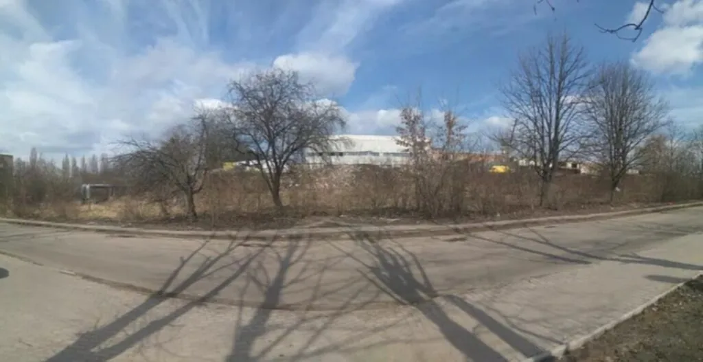 Фото: prozorro.sale. На 0,5 га землі на вул. Конякіна у промзоні планують будувати житло