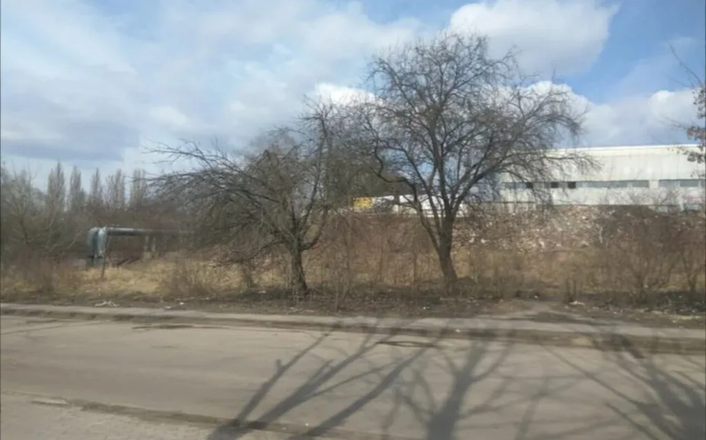 Фото: prozorro.sale. На 0,5 га землі на вул. Конякіна у промзоні планують будувати житло