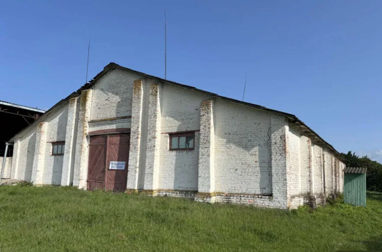 Господарські приміщення збанкрутілого ТОВ «Мрія Старосілля», яке продали на аукціоні