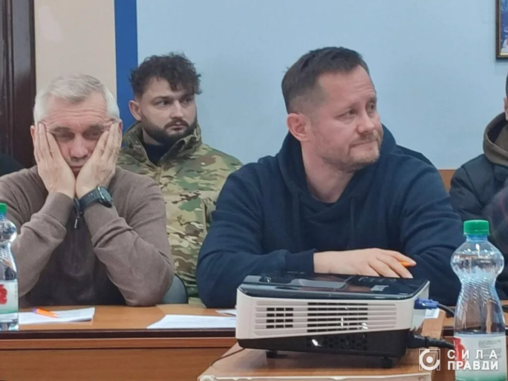 Козюра і Ко на засіданні земельної комісії щодо ділянки на Львівській 75-а.