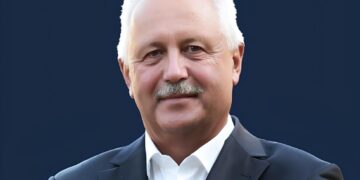 Депутат Нововолинської міськради і підприємець Віталій Бадзюнь. НАЗК знайшло помилки в його декларації